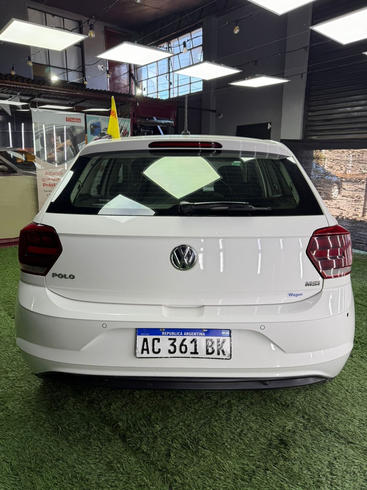 VOLKSWAGEN POLO COMFORTLINE 1.6 MSI 110CV 2018 - Imagen 8