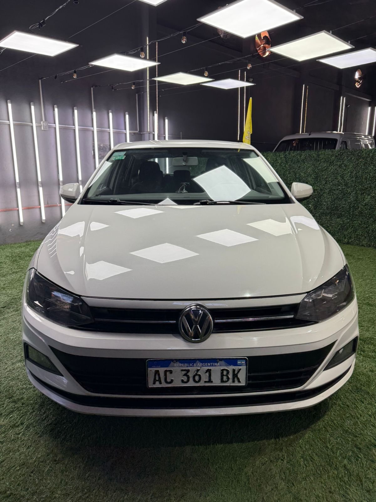 VOLKSWAGEN POLO COMFORTLINE 1.6 MSI 110CV 2018 - Imagen 14