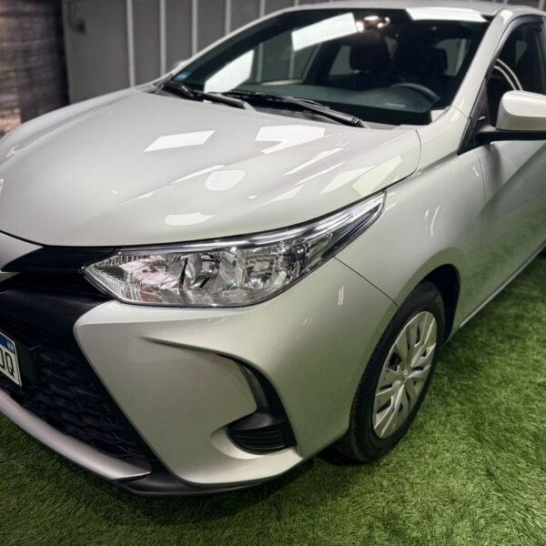 TOYOTA YARIS XS 1.5 CVT 2025