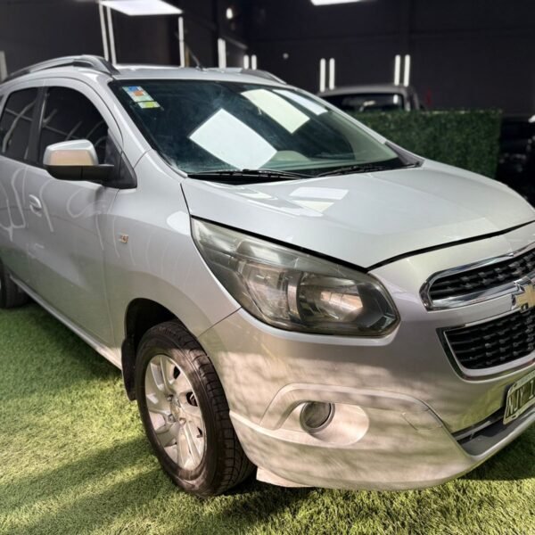 CHEVROLET SPIN 1.3 D LTZ M/T 2014
