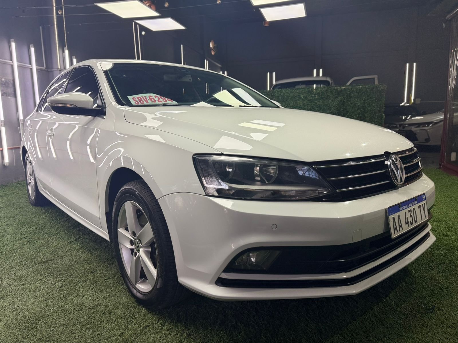 VOLKSWAGEN VENTO 2.5 2016