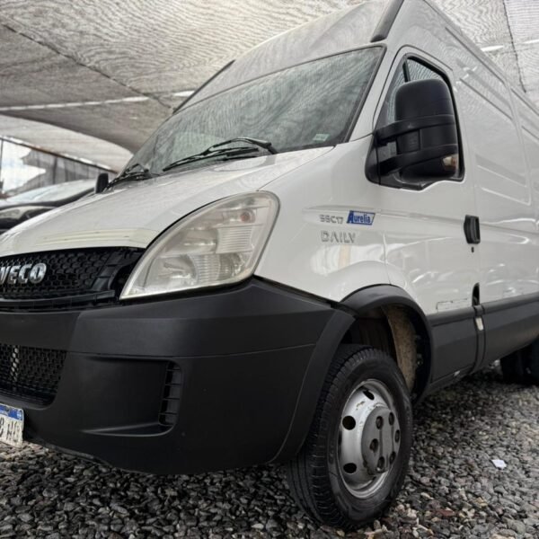 IVECO DAILY 55C17 PASO 3300	- 2018