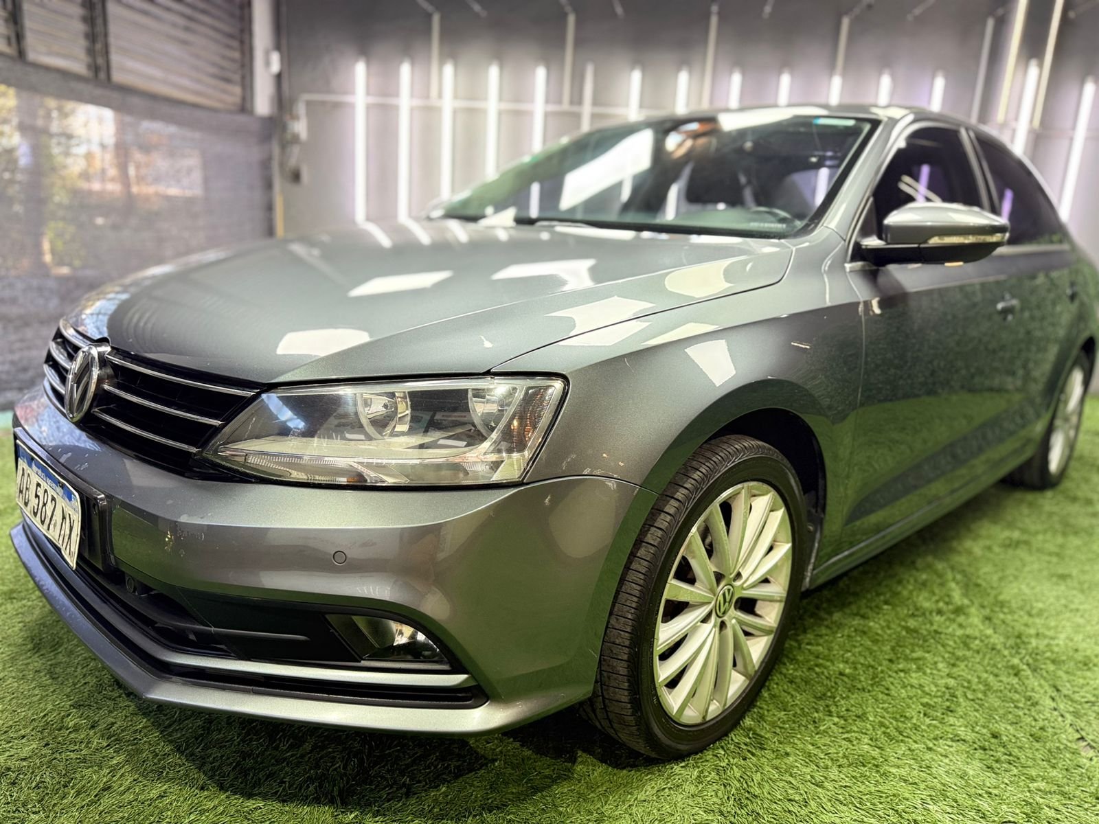 VOLKSWAGEN	VENTO HIGHLINE 1.4T DSG	2017