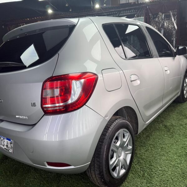 RENAULT	NUEVO SANDERO DYNAMIQUE	2016