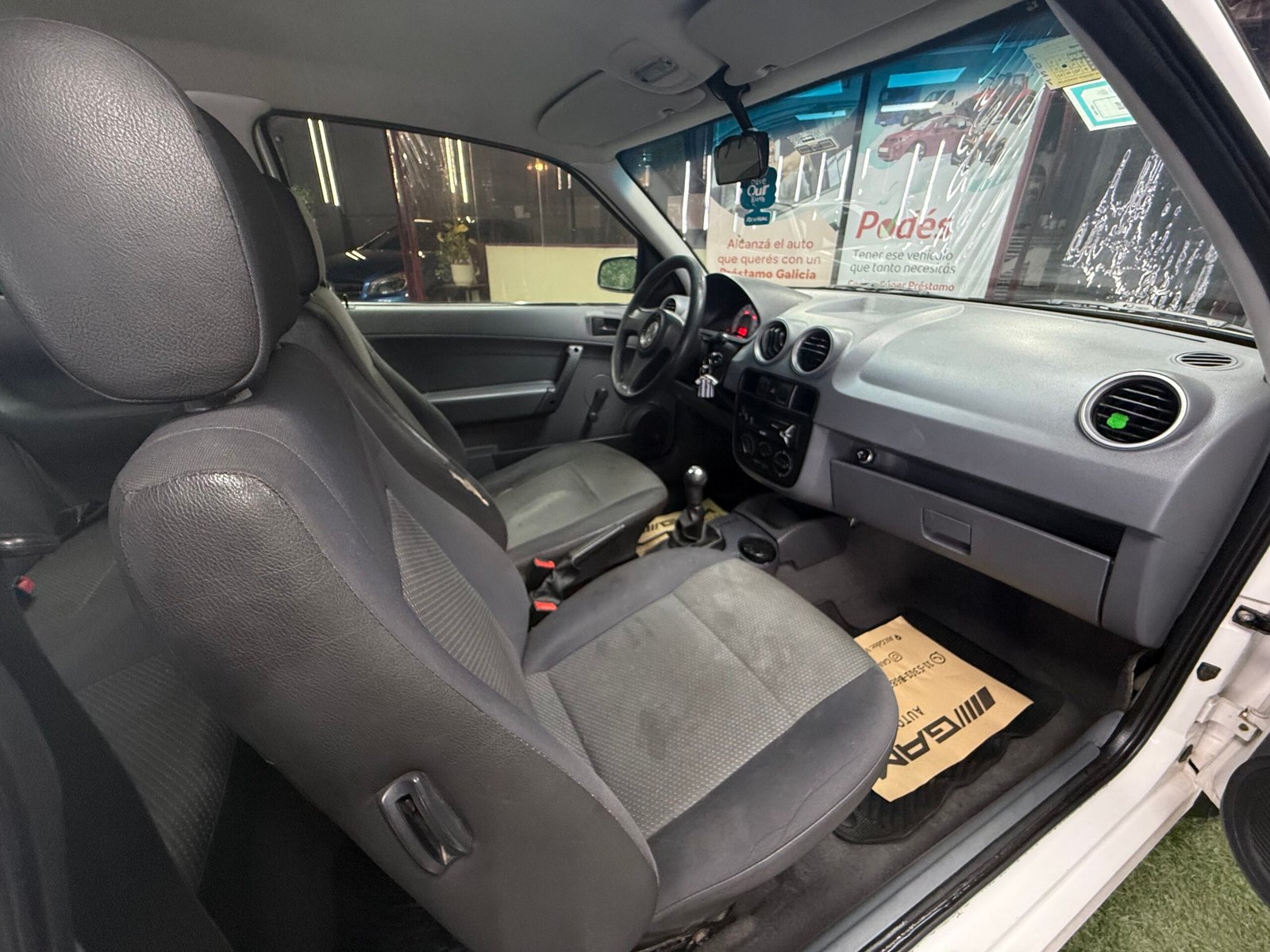 VOLKSWAGEN GOL 1.4 L Power 2012 - Imagen 13
