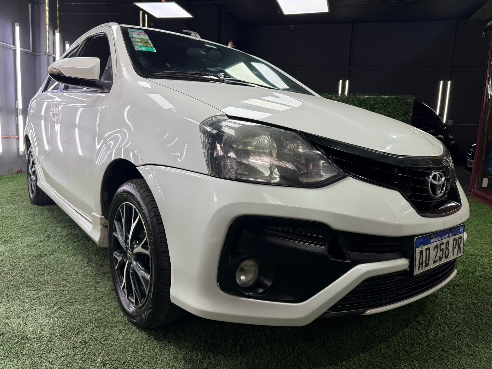 TOYOTA	ETIOS XLS 1.5 4A/T	2018