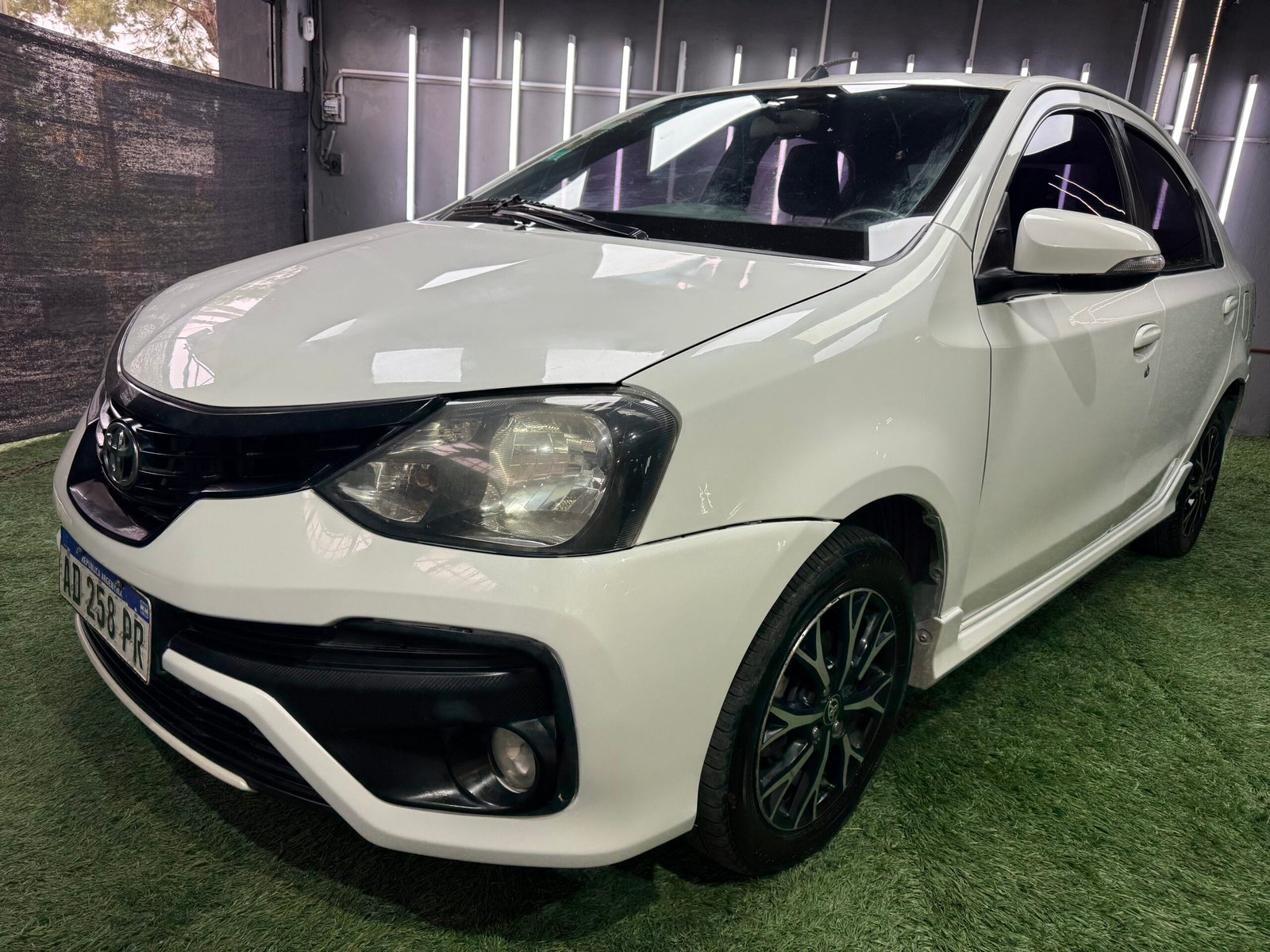 TOYOTA ETIOS XLS 1.5 4A/T 2018 - Imagen 4