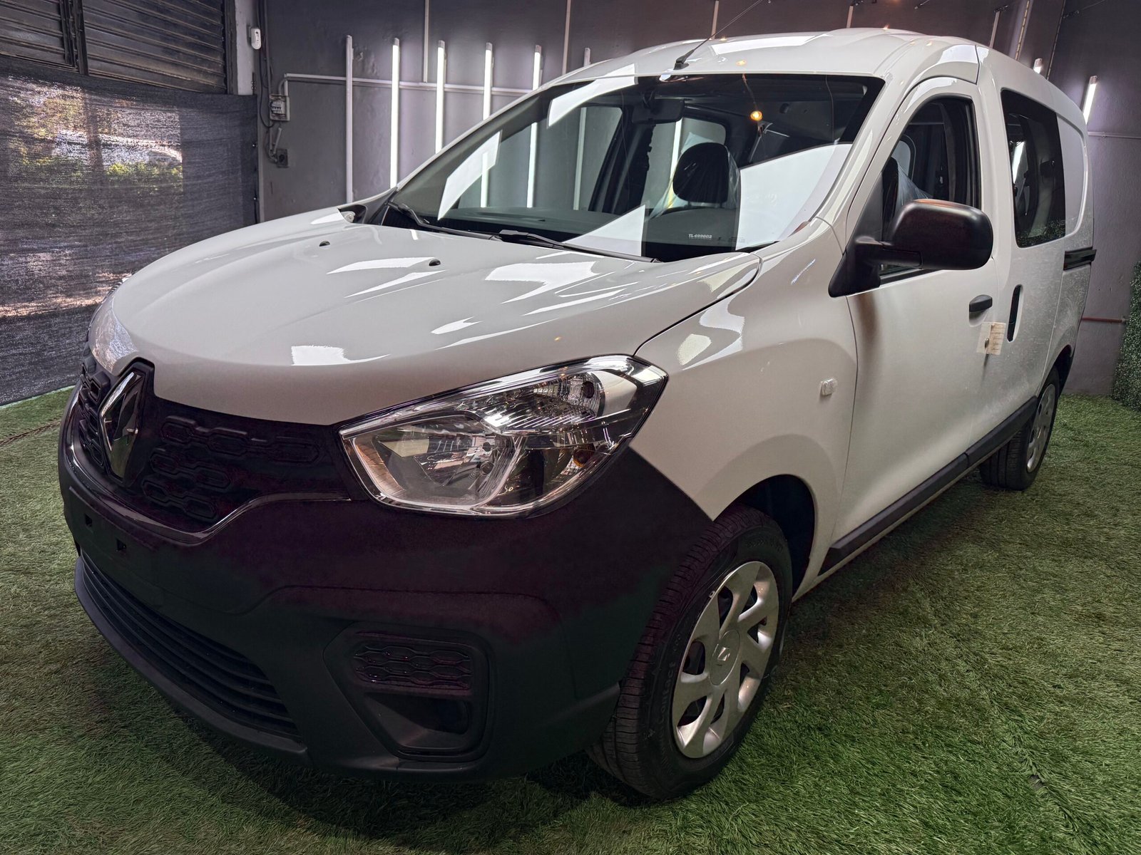 RENAULT KANGOO EXPRESS L/24 1.6 SCE 5 AS. 2026 0KM