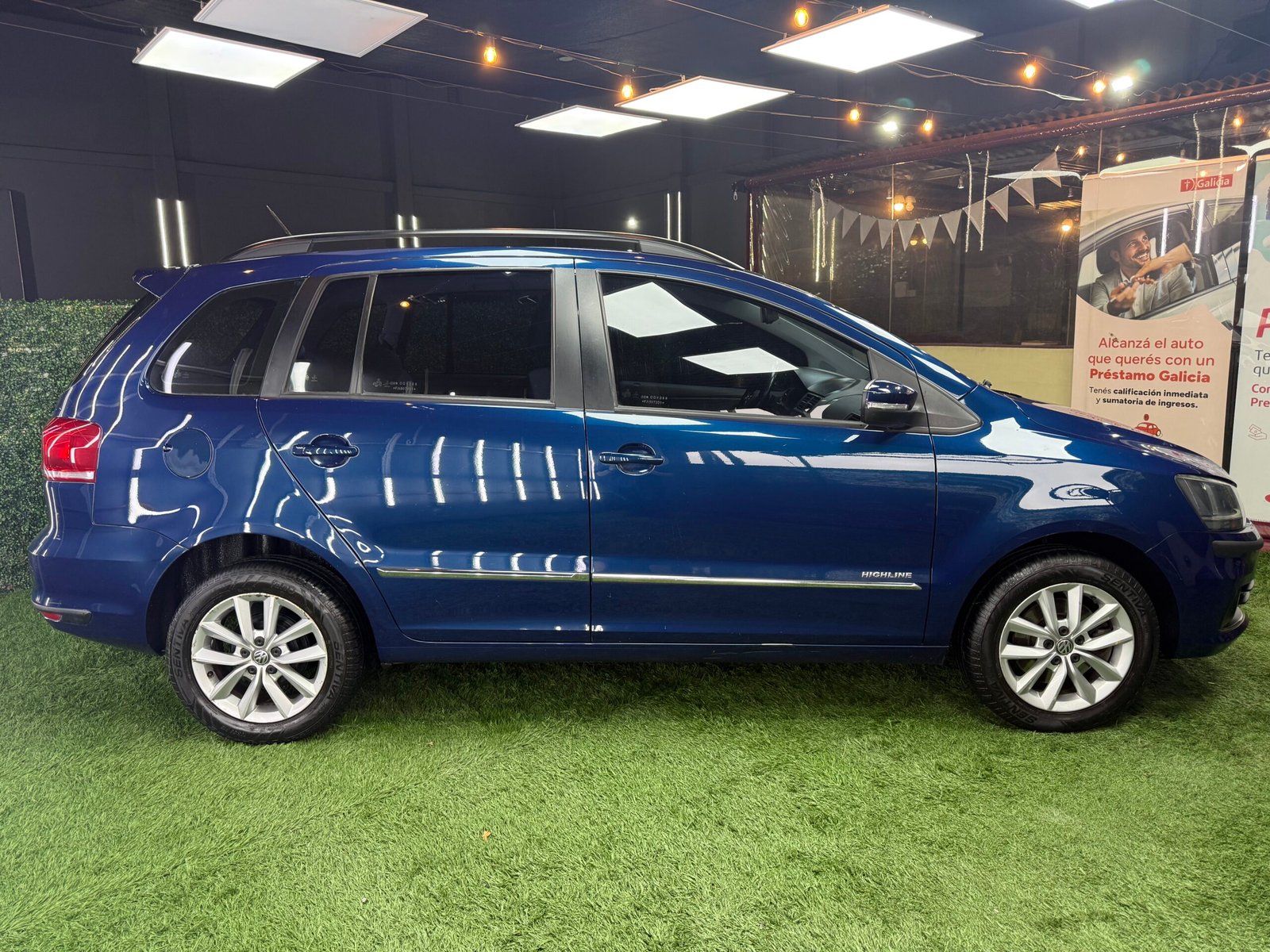VOLKSWAGEN SURAN 1.6 16V 5D I-MOTION 2015 - Imagen 5