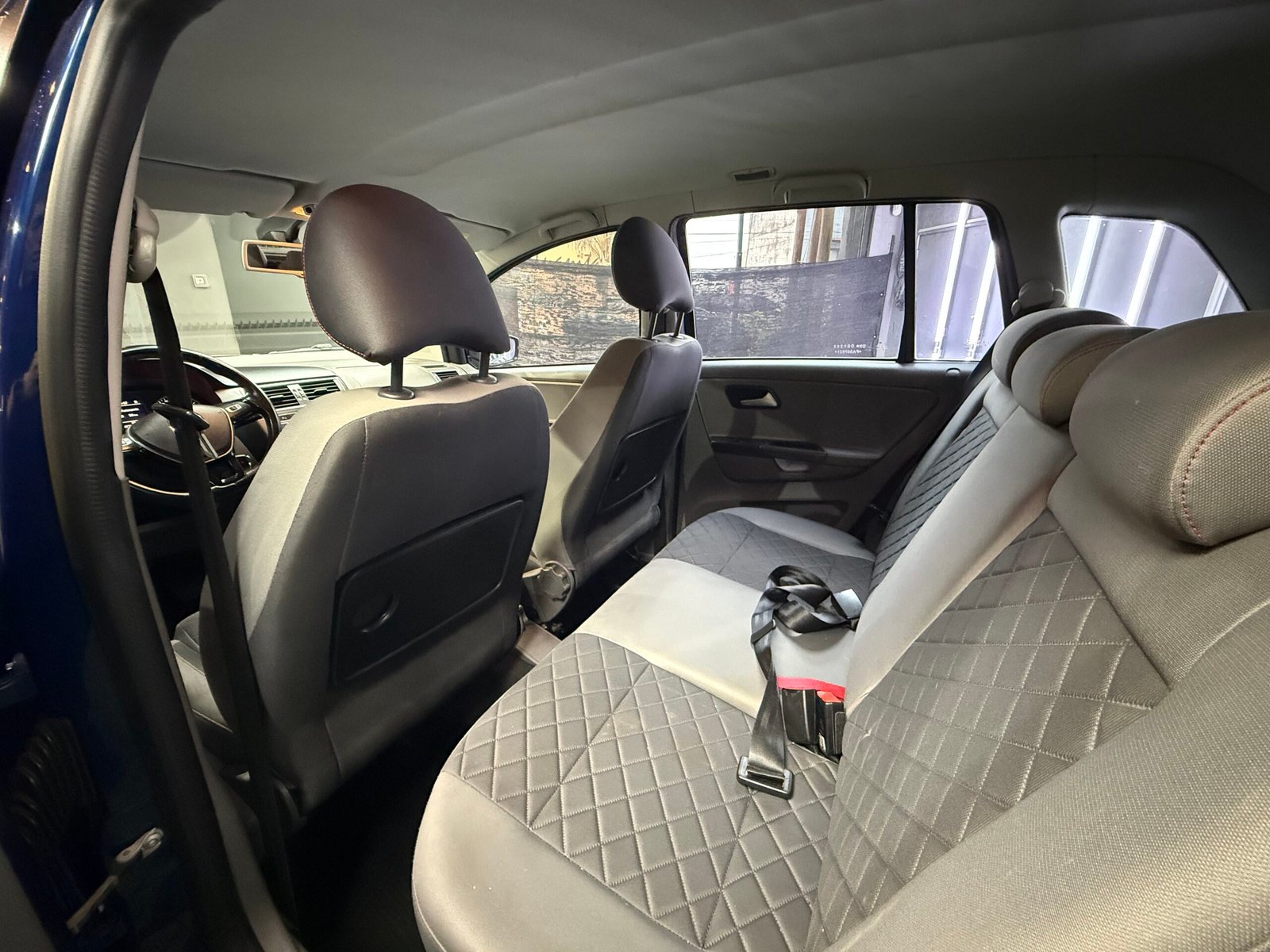 VOLKSWAGEN SURAN 1.6 16V 5D I-MOTION 2015 - Imagen 10