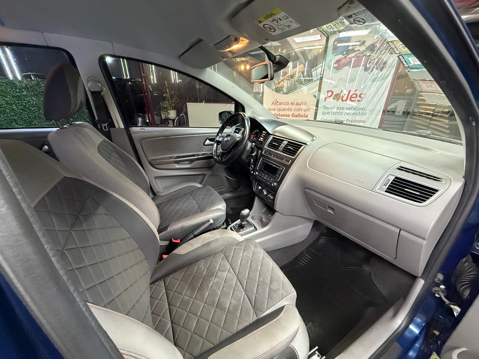 VOLKSWAGEN SURAN 1.6 16V 5D I-MOTION 2015 - Imagen 13