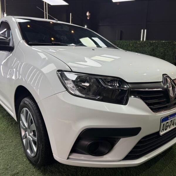 RENAULT	LOGAN LIFE 1.6 C/GNC	2024