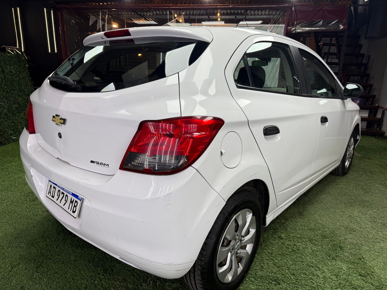 CHEVROLET ONIX JOY 5P 1.4 N LS MT + 2019