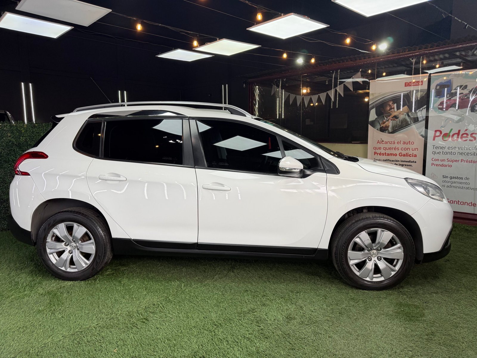 PEUGEOT 2008 ALLURE 1.6 TIPTRONIC 2017 - Imagen 5