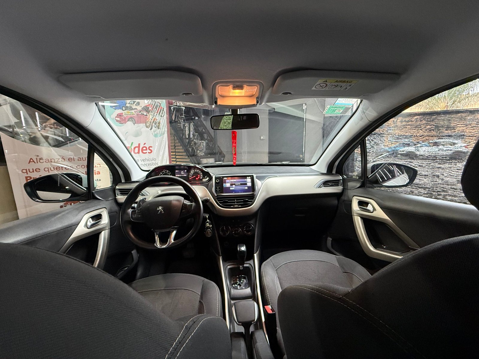PEUGEOT 2008 ALLURE 1.6 TIPTRONIC 2017 - Imagen 11