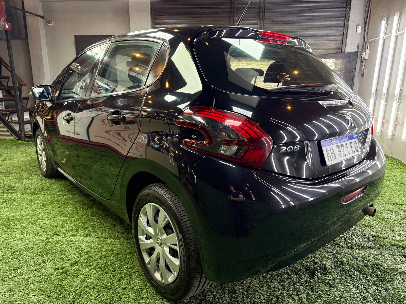 PEUGEOT 208 1.5 ACTIVE 2017 - Imagen 5