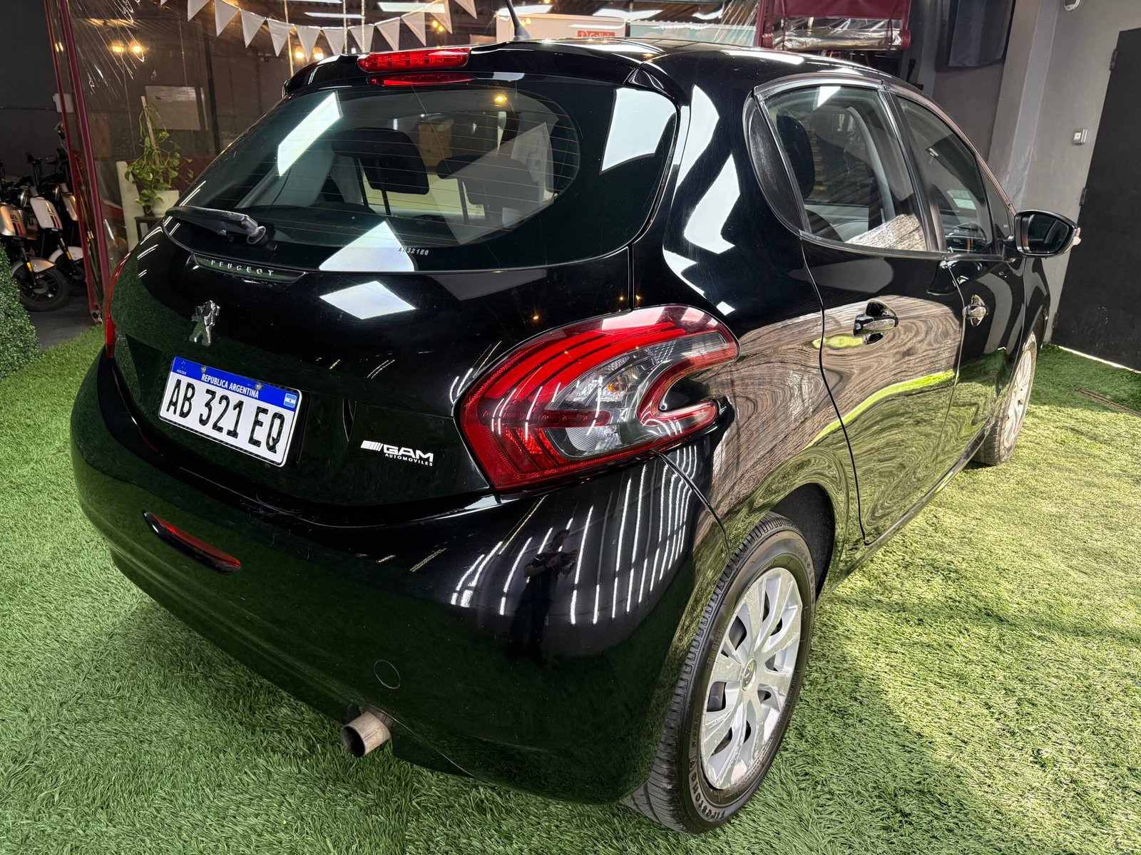 PEUGEOT 208 1.5 ACTIVE 2017 - Imagen 7