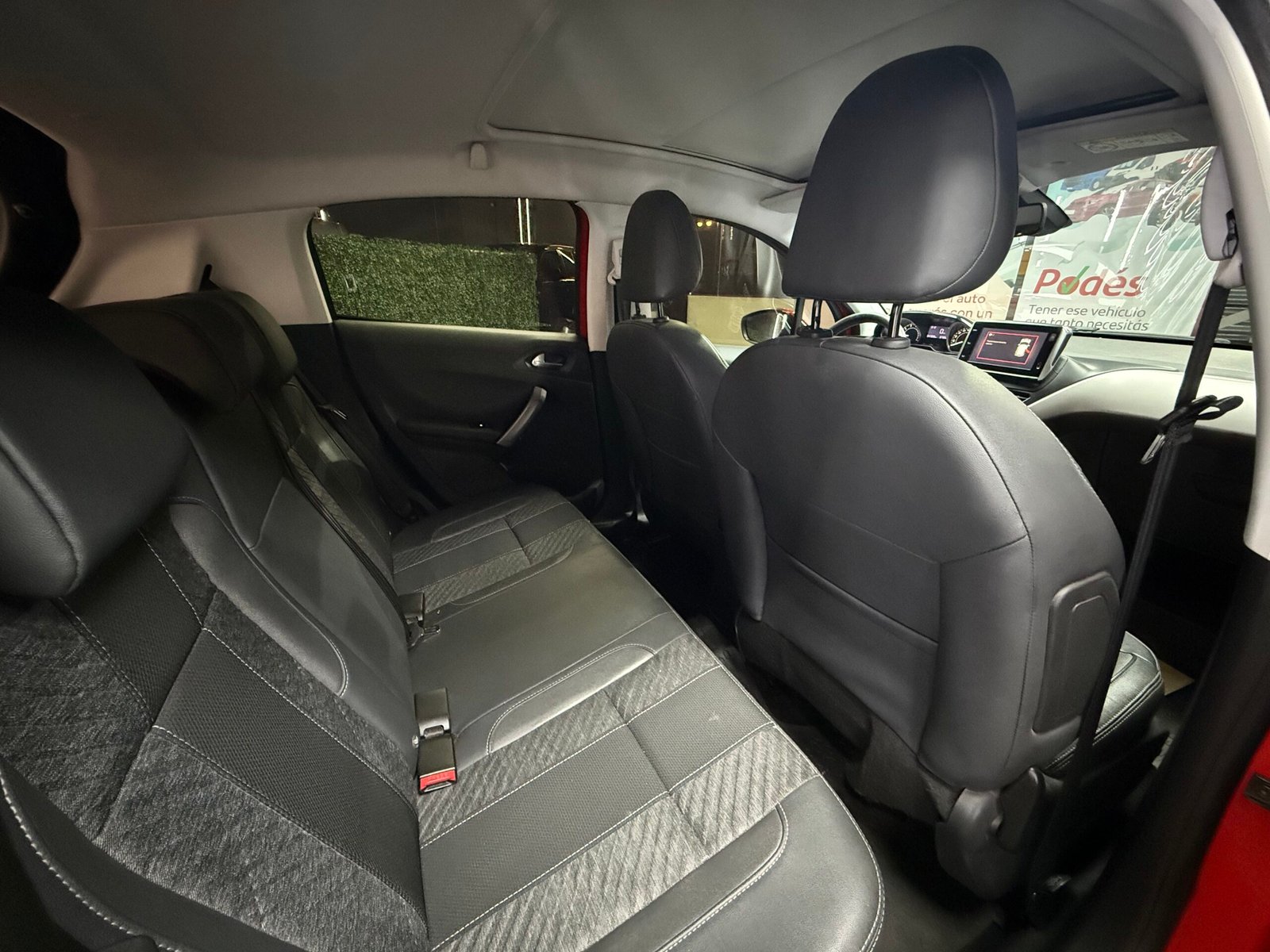 PEUGEOT 208 FELINE 1.6 TIPTRONIC 2019 - Imagen 12