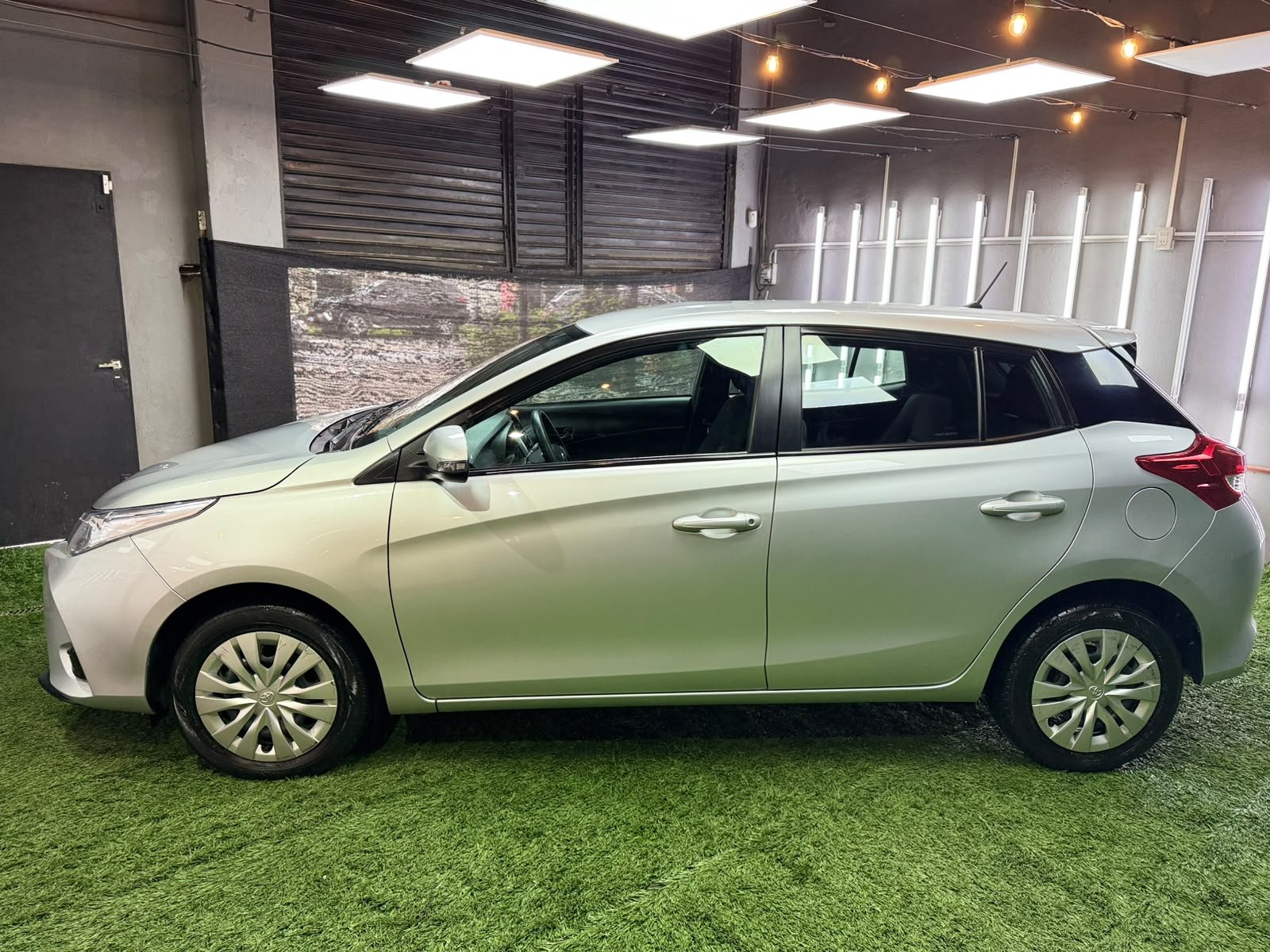TOYOTA YARIS XS 1.5 CVT 2025 - Imagen 7